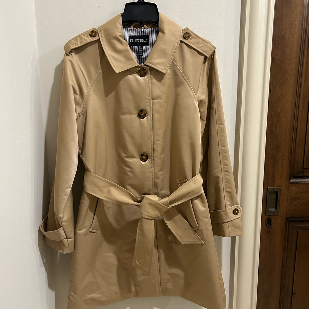Ellen Tracy Women's Beige Trench Coat
